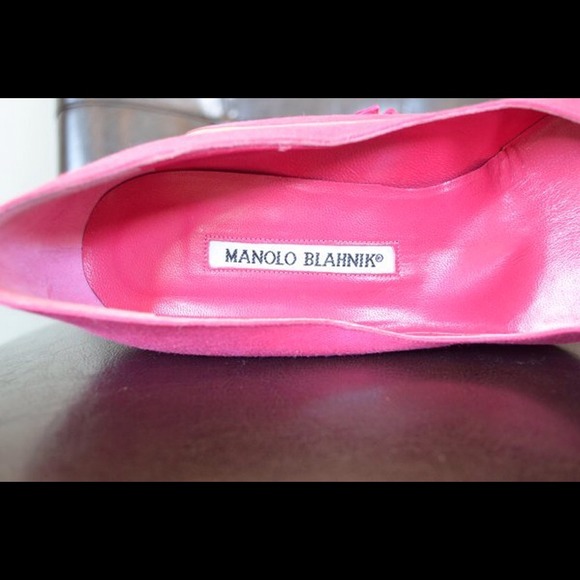SOLD Authentic Manolo Blahnik pink heels - Picture 2 of 4