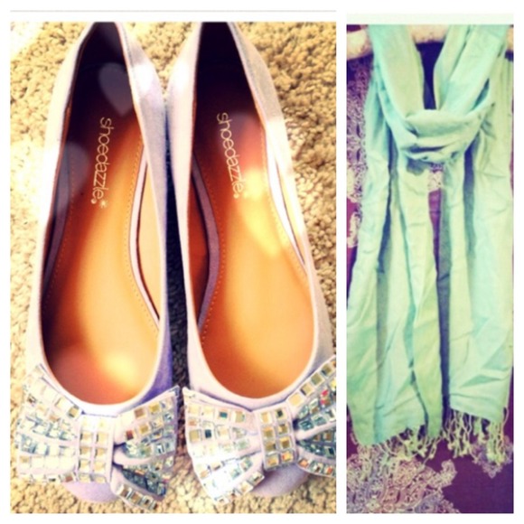 Lavender flats & chevron scarf.
