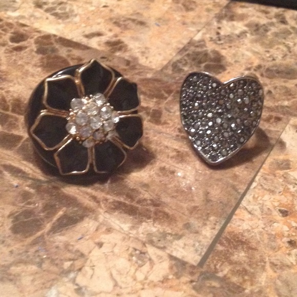 Both rings have been gifted!!!