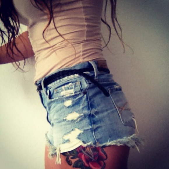 SOLD Abercrombie high waisted shorts!