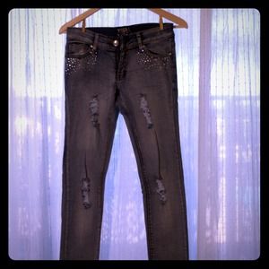 Thrill stretch Skinny Jeans 98% cotton 2% spandex