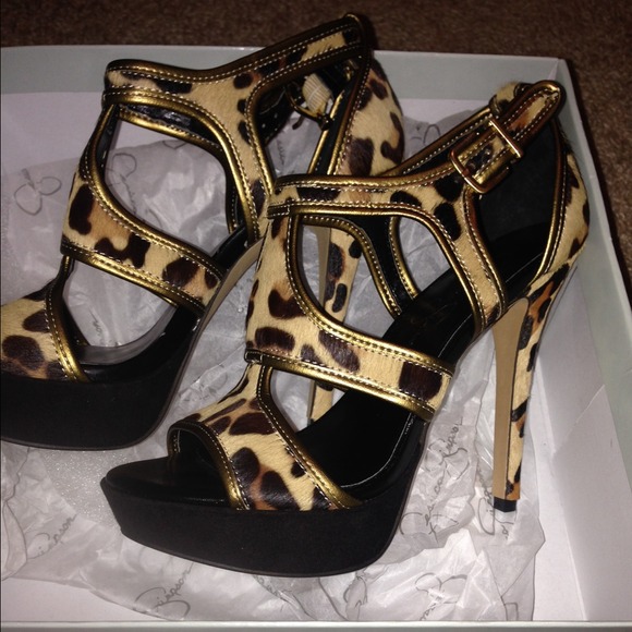 Jessica Simpson brand new heels