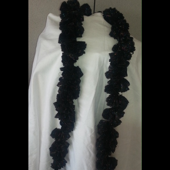 Handmade scarf - Picture 1 of 2