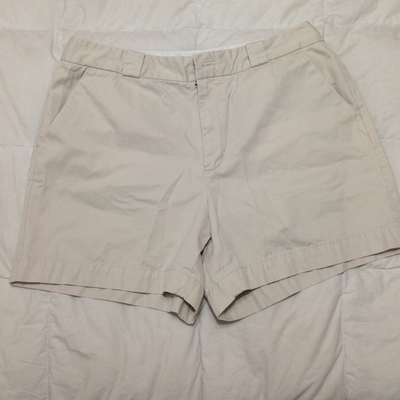 Khaki Gap shorts size 10