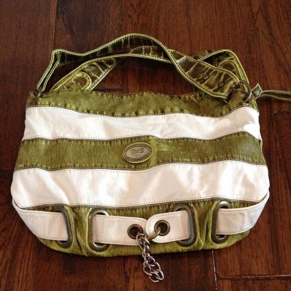 🎈SOLD🎈Green stripe purse!