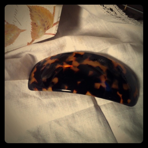 J. Crew large tortoiseshell barrette