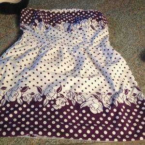 Cute strapless purple and cream top