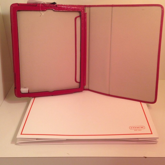 Authentic coach IPad case - Picture 2 of 4
