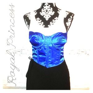 ♈ Vintage Bullet Bustier Fredericks of Hollywood
