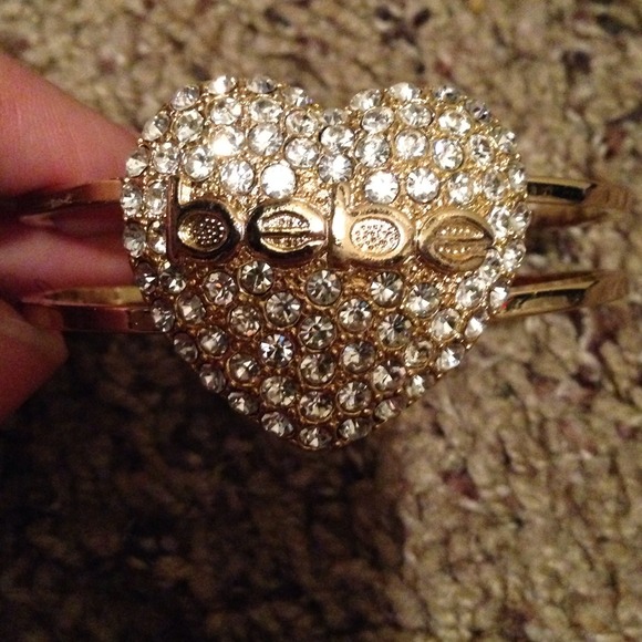 Bebe Bracelet - Picture 2 of 2