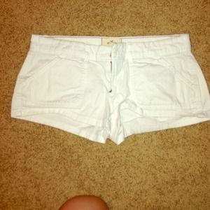 White hollister shorts