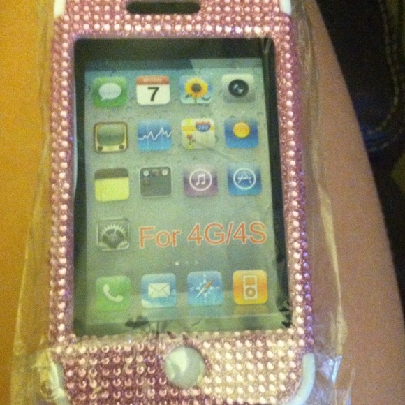 Never used!! Super adorable! Sparkle iPhone 4 case