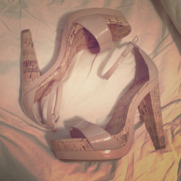Lauren Conrad blush/cork pumps