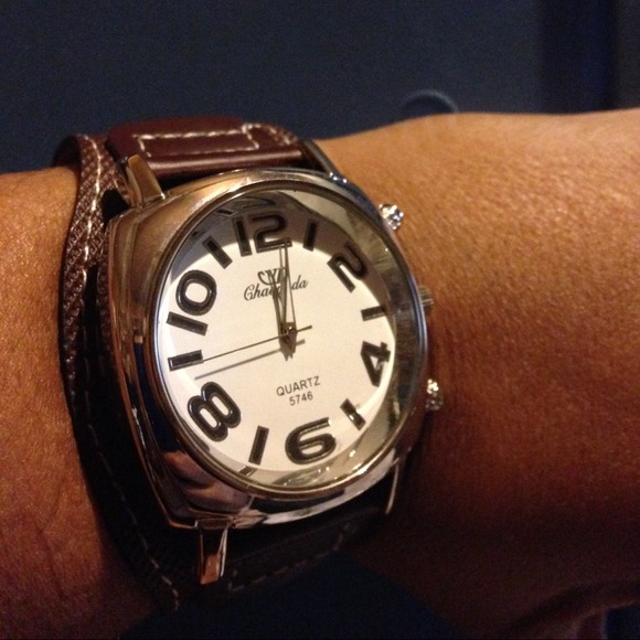 Watch - Picture 3 of 4