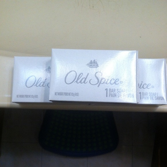 🚫SOLD🚫Old Spice bar soap 3 pieces.Swagger scent.