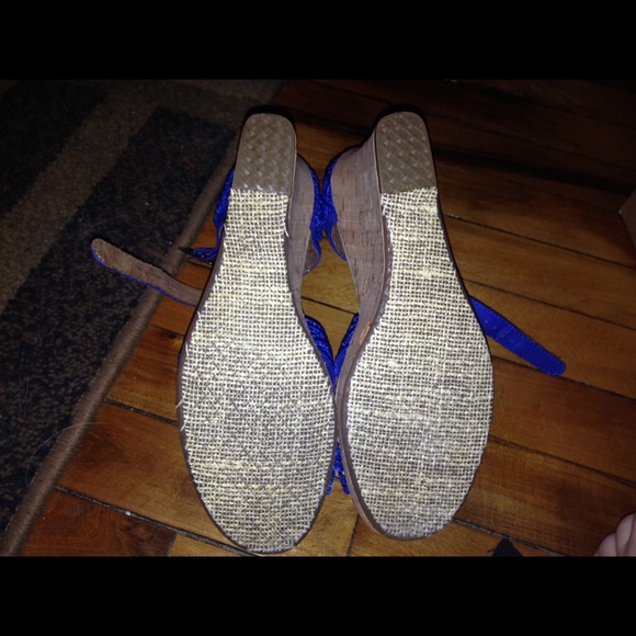 cobalt blue toms