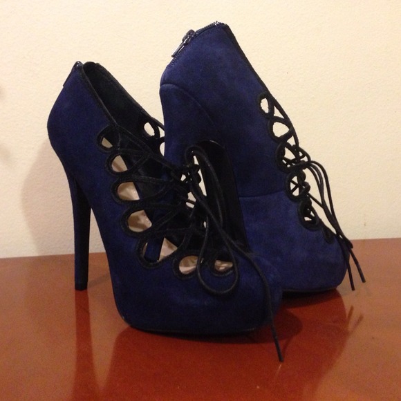 Sexy Blue suede lace up heels