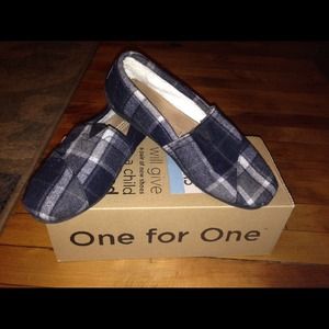 Black/White Plaid Toms-REDUCED!