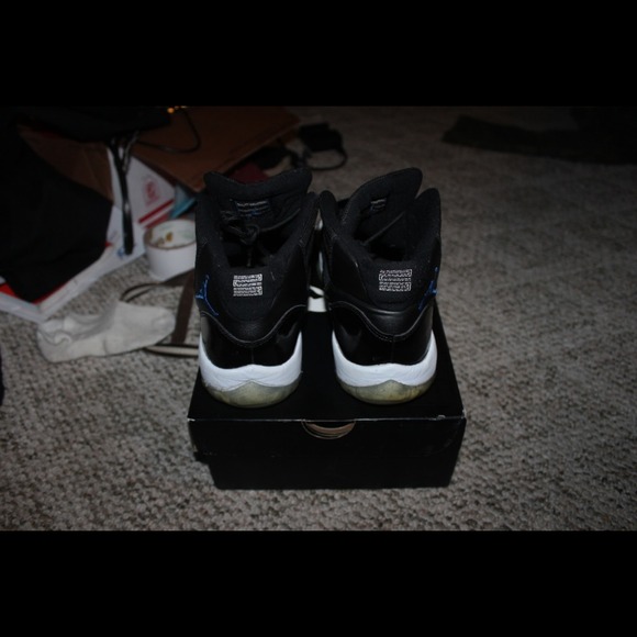SOLD Space Jam 11s - Picture 3 of 4
