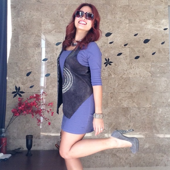 🎉2xHP🎉Black Suede w/Studs Vest & Lavender Dress✨ - Picture 2 of 4