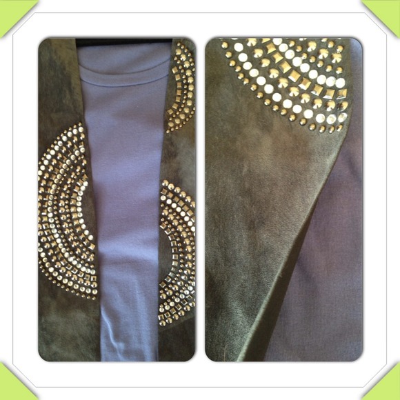 🎉2xHP🎉Black Suede w/Studs Vest & Lavender Dress✨ - Picture 4 of 4