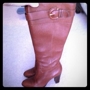 SOLD!!!!!!!!     Banana republic leather boots.