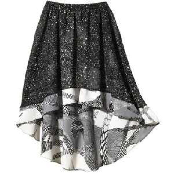 Black and White Hi Lo Skirt Bling Necklace bundle