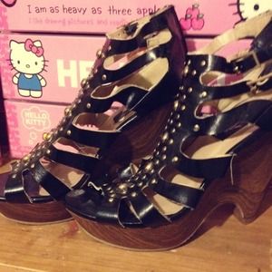 Studded wedges