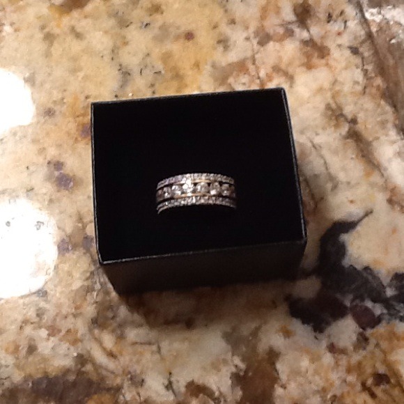 Absolute ring - Picture 2 of 3