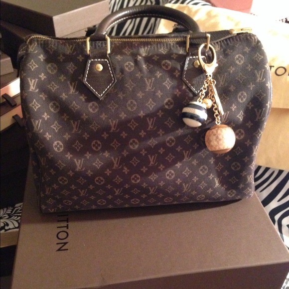 My Very 1st Louis Vuitton charm and My Mini Lin - Picture 3 of 3