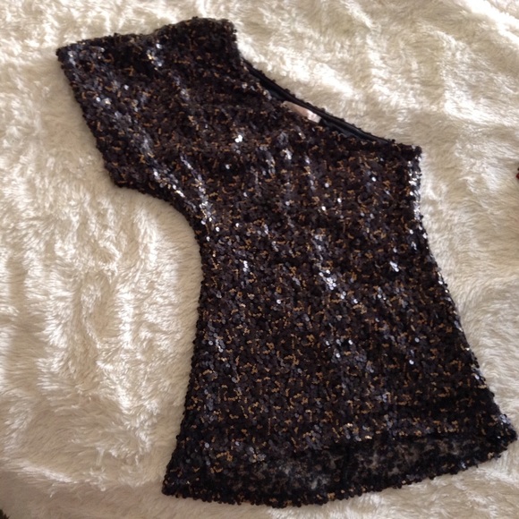 Forever 21 sequined top - Picture 2 of 3