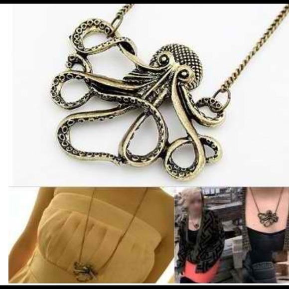 Bundled HP 🎉 Antiqued Bronze Octopus Necklace - Picture 3 of 4