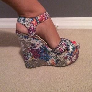 Steve Madden Wishfull Platform Sandal