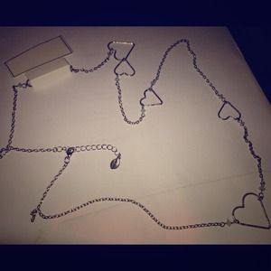 Long heart shapes necklace