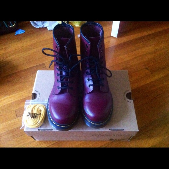 SOLD Burgundy Dr. Marten Boots