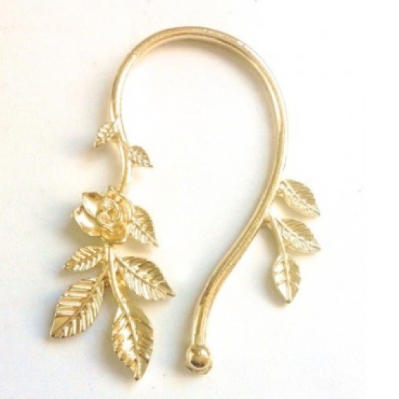 Ear cuff and black spike stud bundle