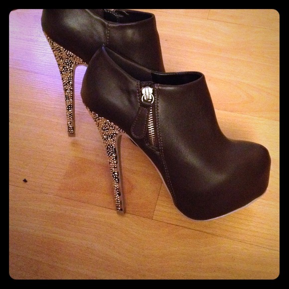 Brown booties with leopard rhinestone heel