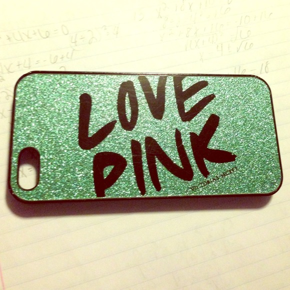 Bundled ! Iphone 5 vs case ! Soollld!