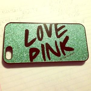 Bundled ! Iphone 5 vs case ! Soollld!