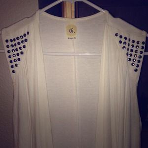Studded sleeve vest