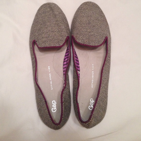 Gap black white and purple flats - Picture 1 of 1