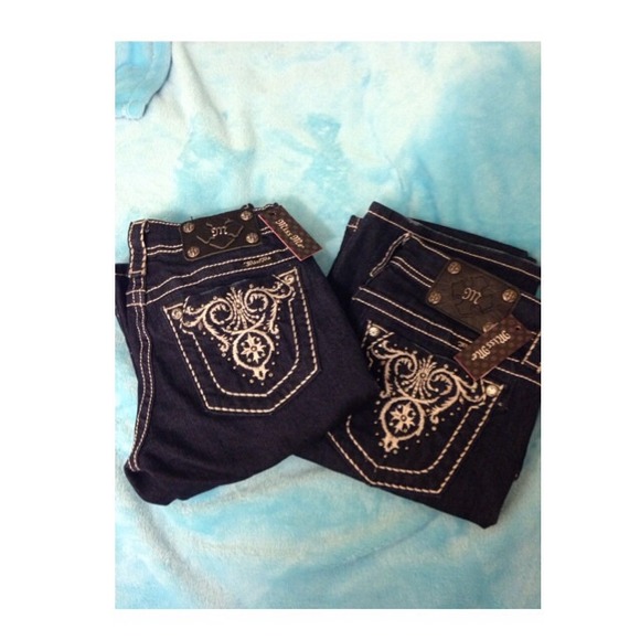 Brand new miss me jeans size 25 one left