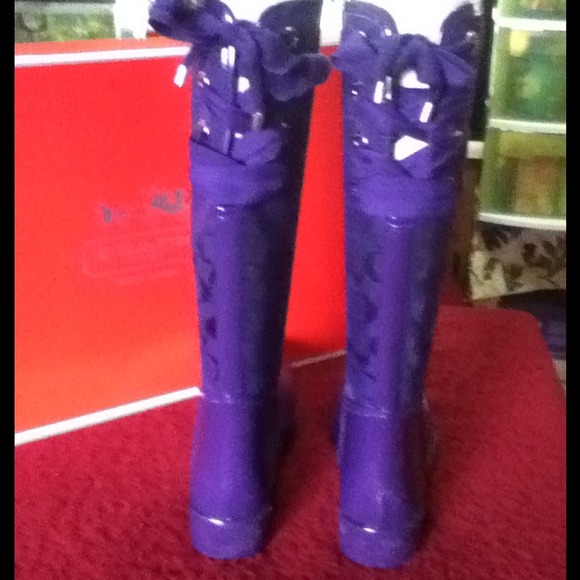 🎋SOLD📦🔖💯AUTHENTIC COACH RAINBOOTS✨NWOB✨ - Picture 4 of 4