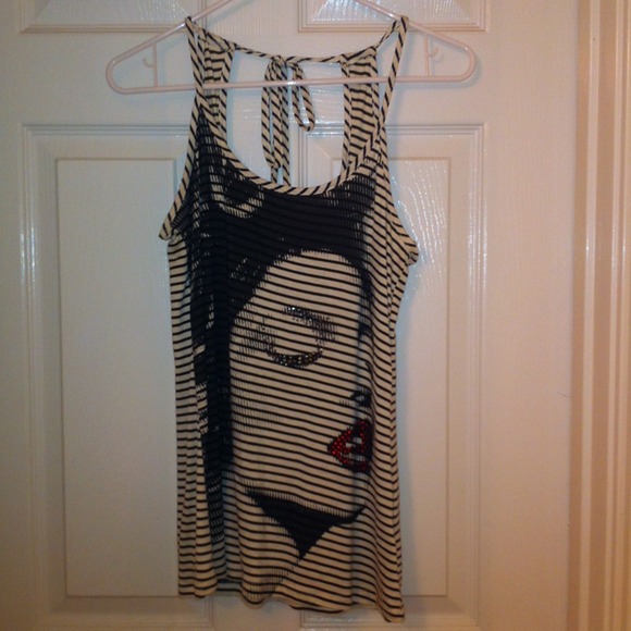 Glamorous halter - Picture 2 of 2