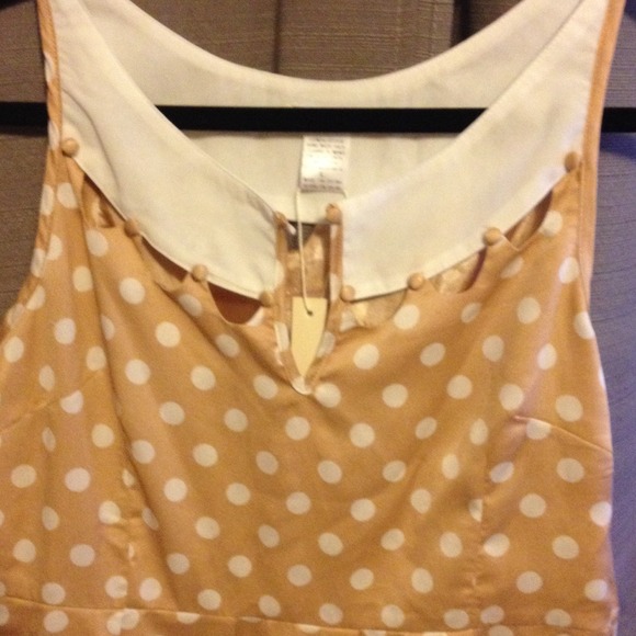 🚫SOLD in bundle 🚫Polka Dot dress - Picture 2 of 3