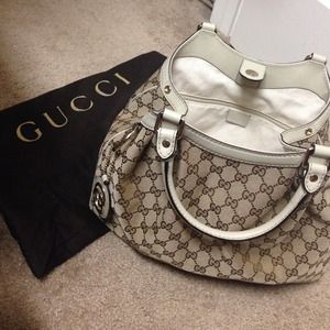Authentic gucci bag.