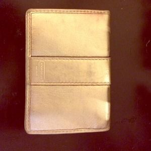 Small Coach Wallet (authentic)