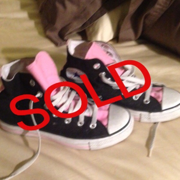 Sold in bundle -Pink & black high top converse