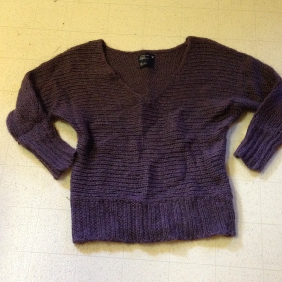 Gorgeous dusty purple sweater