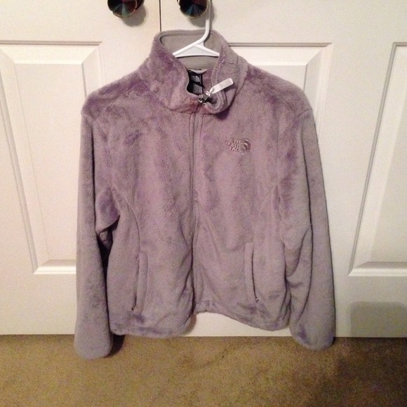 SOLD ❌❌ NWOT The North Face Osito Jacket